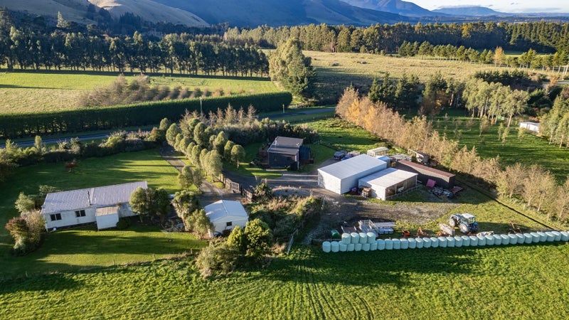 1041 German Road, Starvation Hill, Oxford - Carousel 1