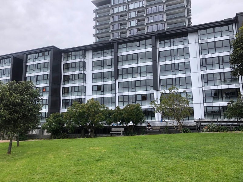 2X/16 Burton Street, Grafton, Auckland - Carousel 2