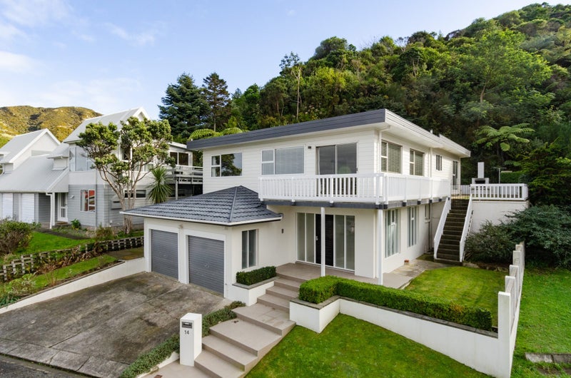 14 Govind Grove, Ngaio, Wellington - Carousel 1