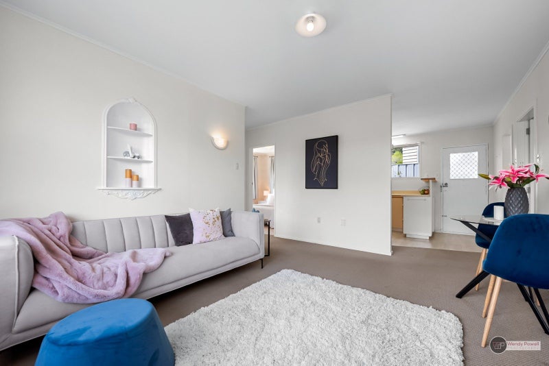 1/170 RATA ST, Naenae, Lower Hutt - Carousel 1