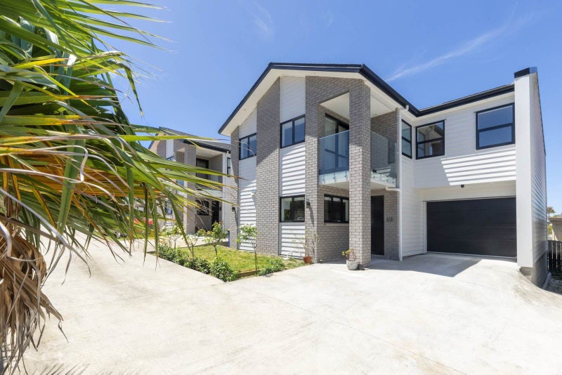 14D Rimu Street, New Lynn, Auckland - Carousel 1