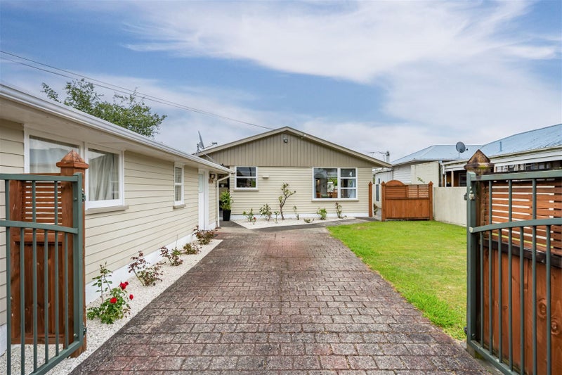 53 Kashmir Avenue, Clouston Park, Upper Hutt - Carousel 1