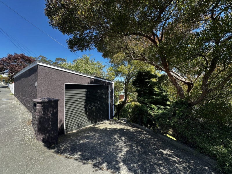 84 Skibo Street, Kew, Dunedin - Carousel 24