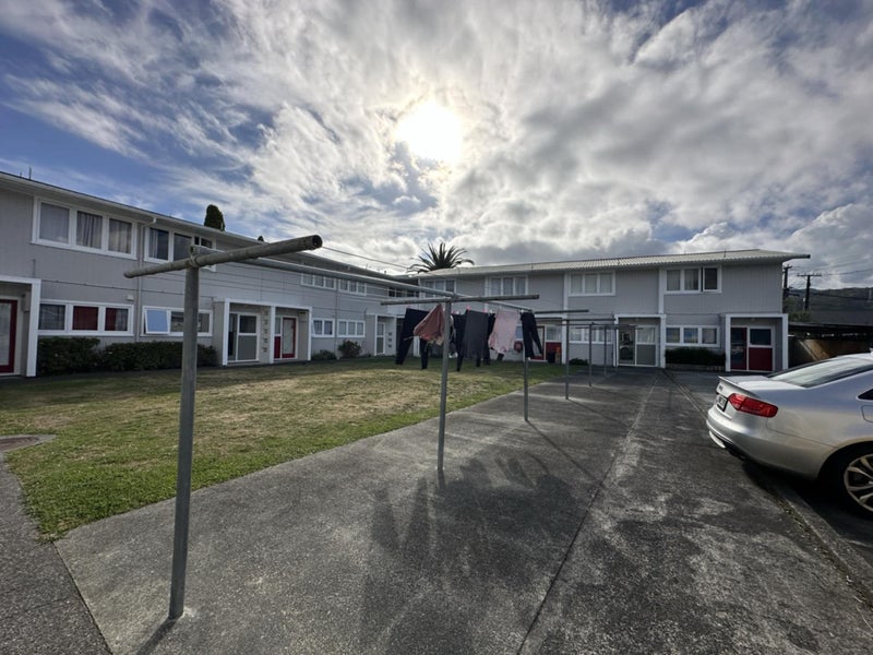 13/6 Keys Street, Elderslea, Upper Hutt - Carousel 11