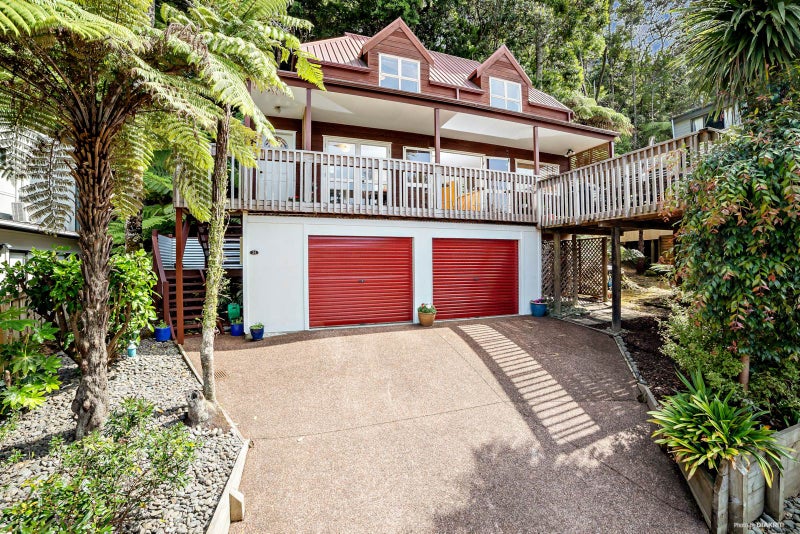 24 Pluto Place, Beach Haven, Auckland - Carousel 1
