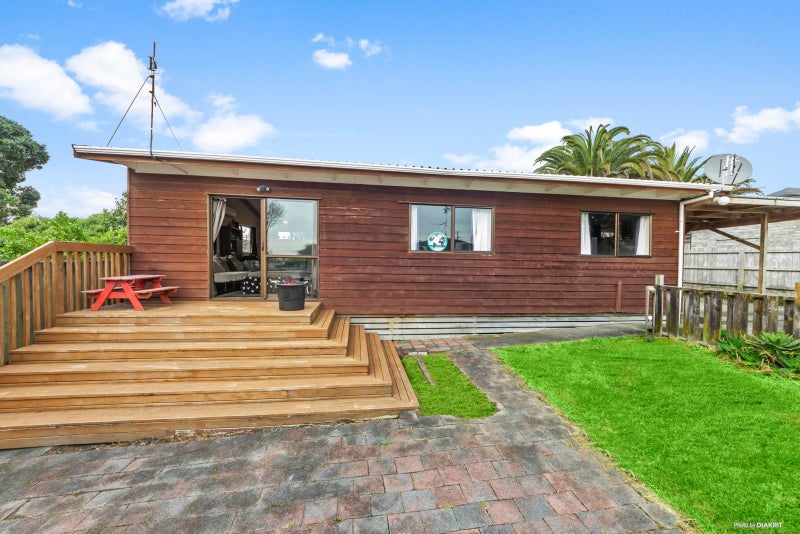 2/9 Copley Street, New Lynn, Auckland - Carousel 2