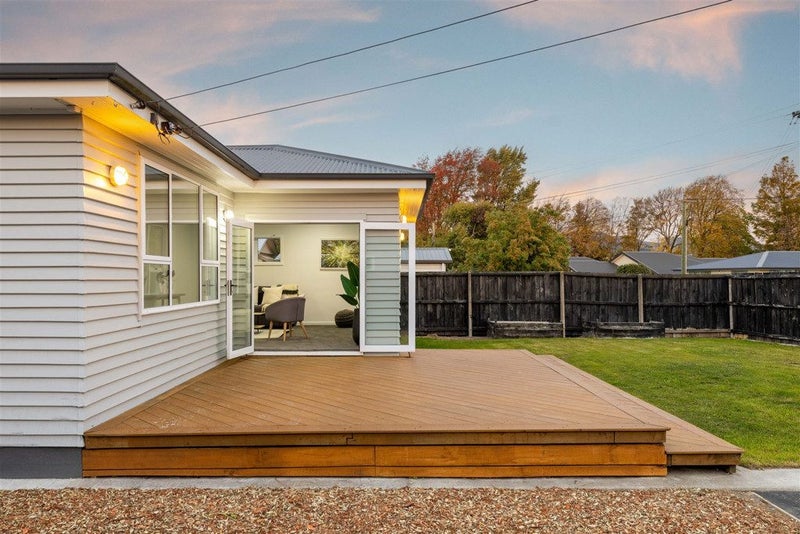 1/8 Domain Terrace, Spreydon, Christchurch - Carousel 2