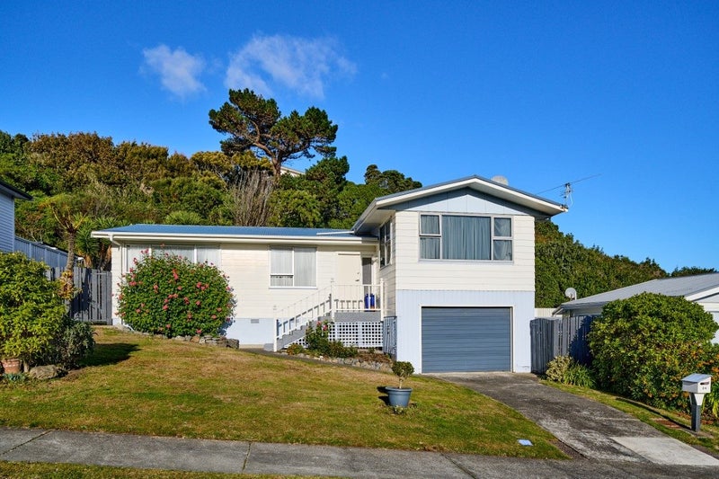 54 Gloaming Hill, Titahi Bay, Porirua - Carousel 15
