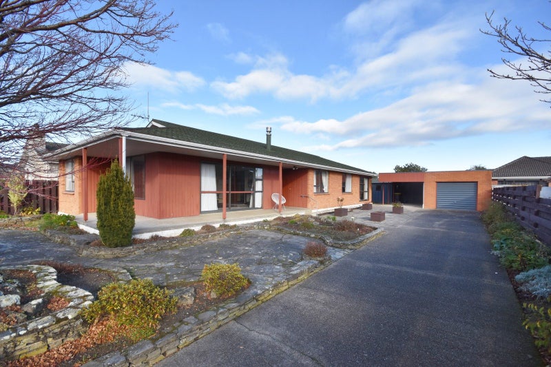 13 Kent Place, Mosgiel, Mosgiel - Carousel 1