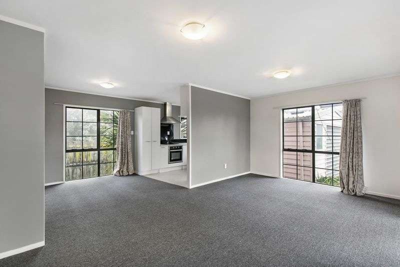 50 Trimdon Street, Randwick Park, Auckland - Carousel 1