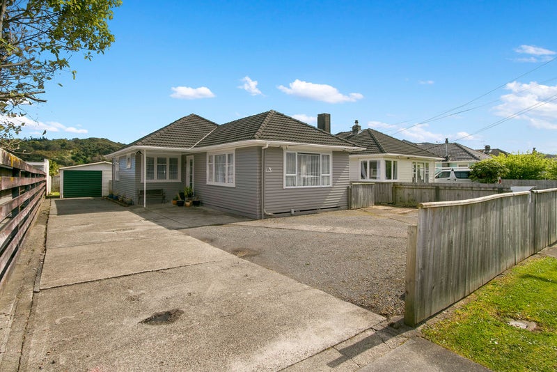 83 Wise Street, Wainuiomata, Lower Hutt - Carousel 1