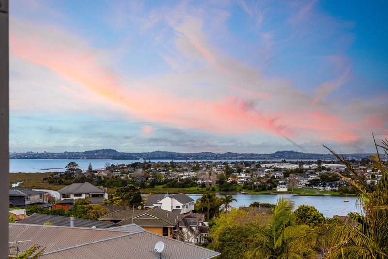 153 Luckens Road, West Harbour, Auckland - Carousel 1