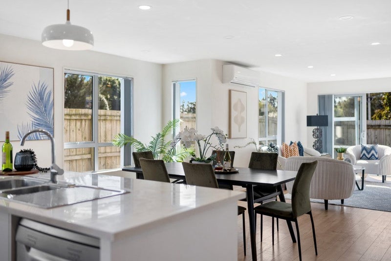 43 Matata Drive, Takanini, Auckland - Carousel 1