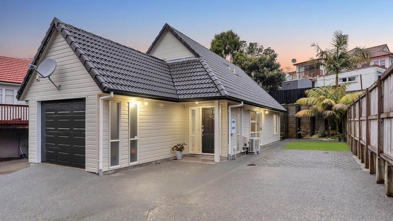 116A Oakdale Road, Mount Roskill, Auckland - Carousel 1