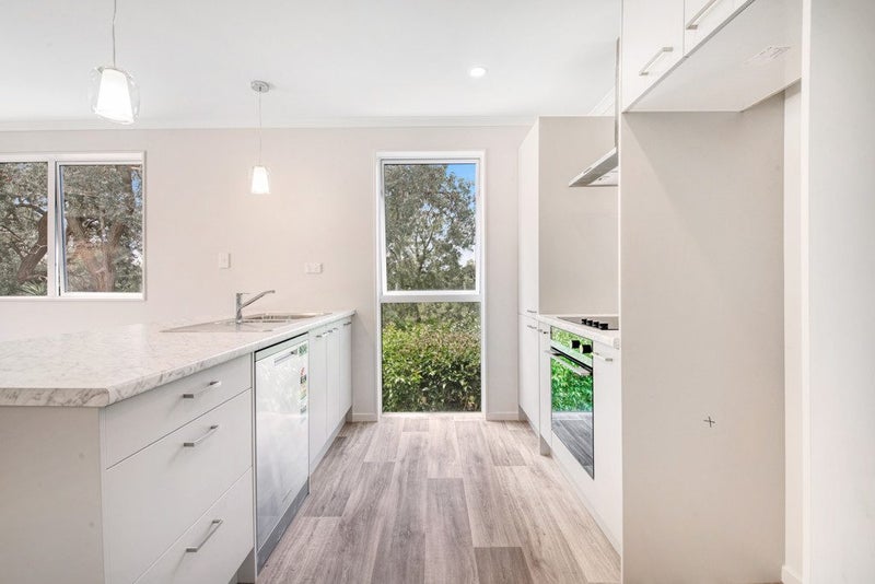 20 Polkinghorne Drive, Manly, Whangaparaoa - Carousel 2