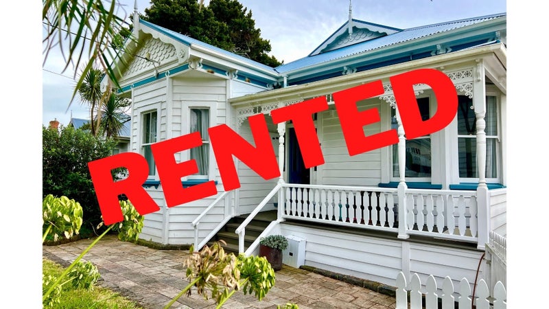 12 Waterview Road, Stanley Point, Auckland - Carousel 1