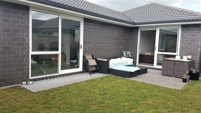 11 TE WHARO DRIVE - Carousel 18