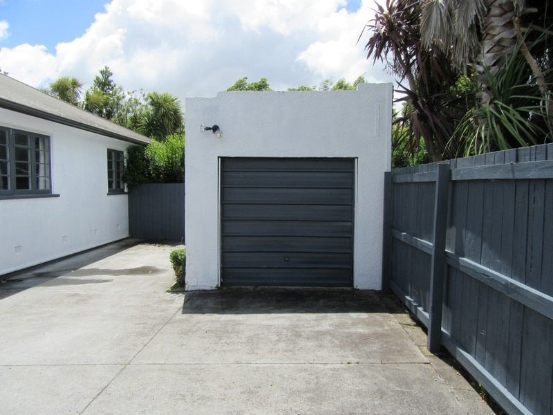 78 Grey Street, Hamilton East, Hamilton - Carousel 2