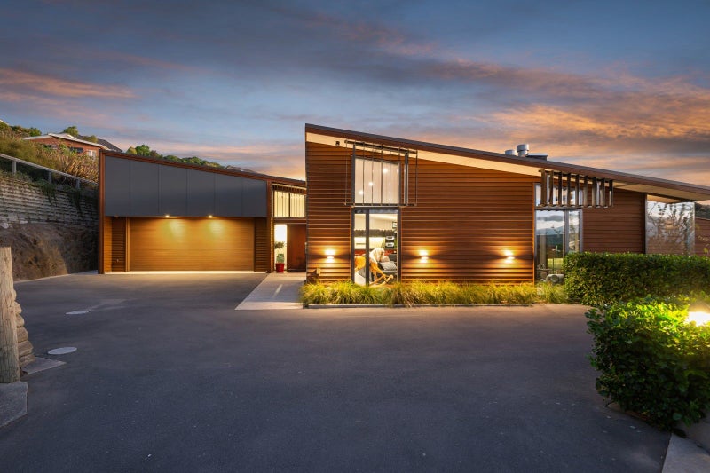 7 Quarrymans Lane, Kennedys Bush, Christchurch - Carousel 1