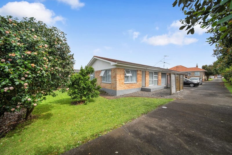3/13 Hayward Road, Papatoetoe, Auckland - Carousel 1