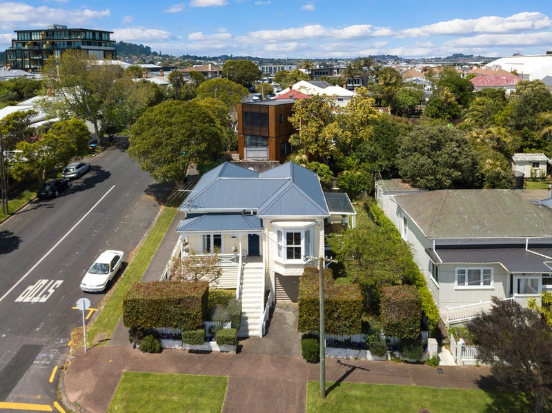 124 Crummer Road, Grey Lynn, Auckland - Carousel 2