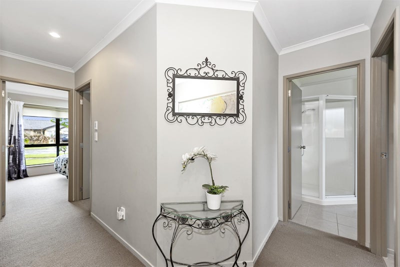 6 Whitford Place, Rototuna North, Hamilton - Carousel 22