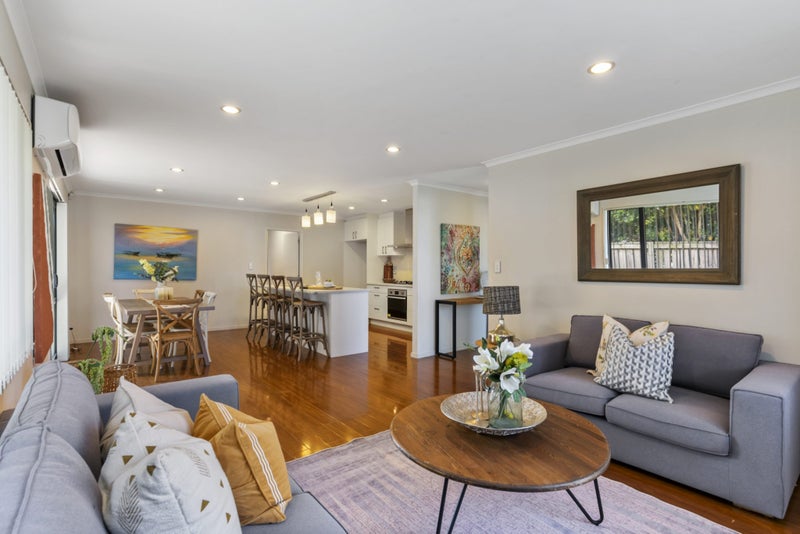 12 Peerless Avenue, Takanini, Auckland - Carousel 2