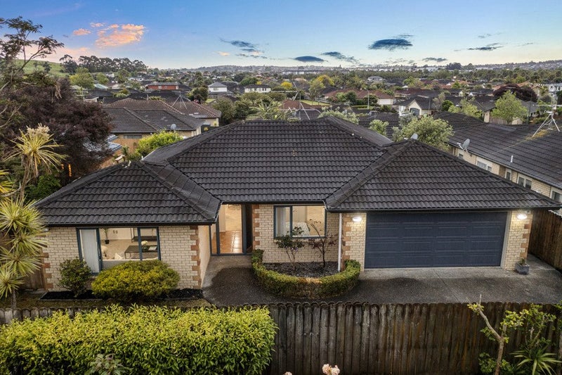 7 Lamberg Close, East Tamaki, Auckland - Carousel 1