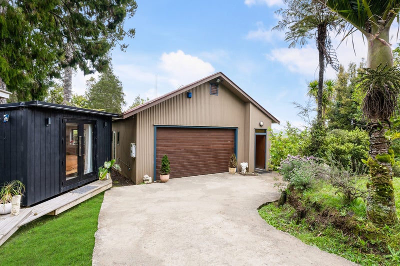 152 Caton Road, Henderson - Carousel 2