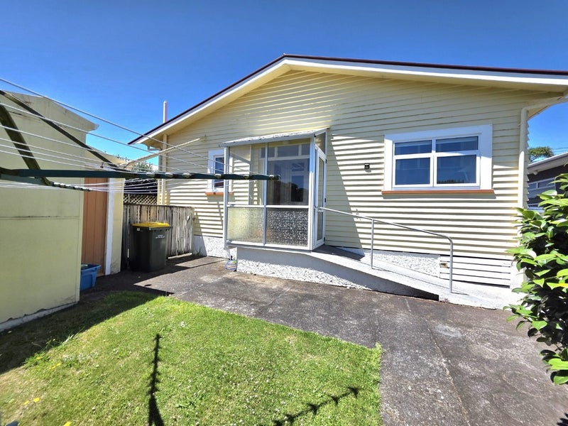 13 Ngaio Street, Strandon, New Plymouth - Carousel 22