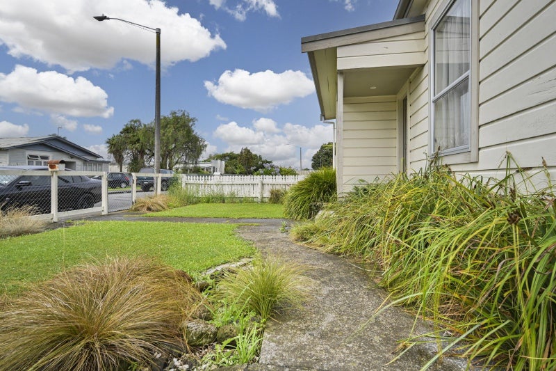 607 Oak Road, Akina, Hastings - Carousel 15