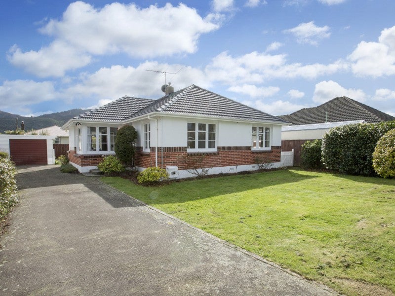267 Fergusson Drive, Heretaunga, Upper Hutt - Carousel 1