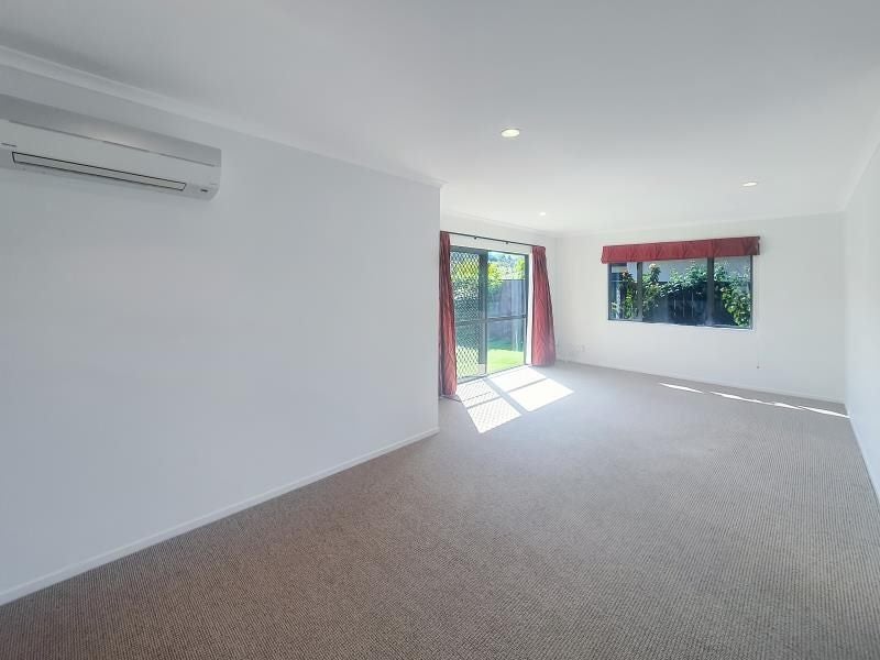 56A Kensington Drive, Taradale, Napier - Carousel 2