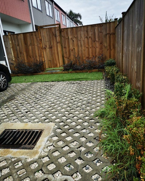 48E Tamatea Avenue, Point England, Auckland - Carousel 2