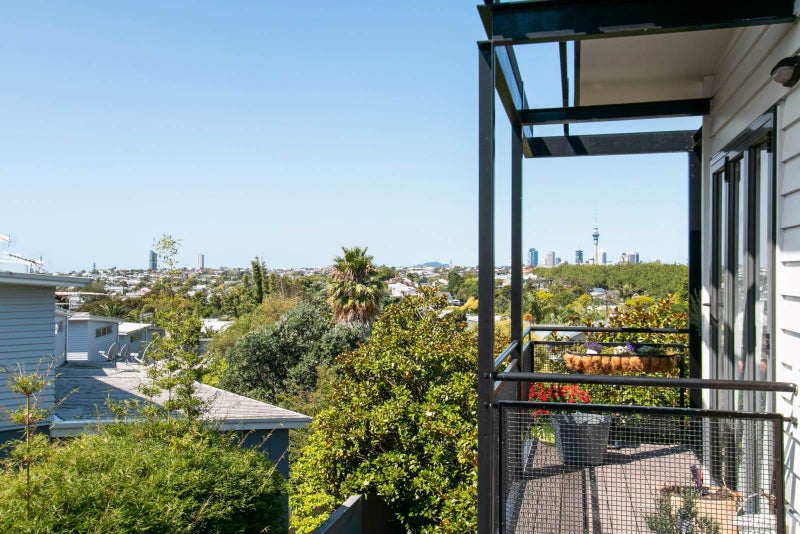 19E Garnet Road, Westmere, Auckland - Carousel 2