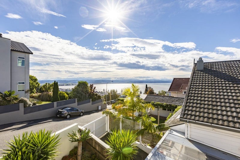 37 Fitzroy Road, Bluff Hill, Napier - Carousel 2