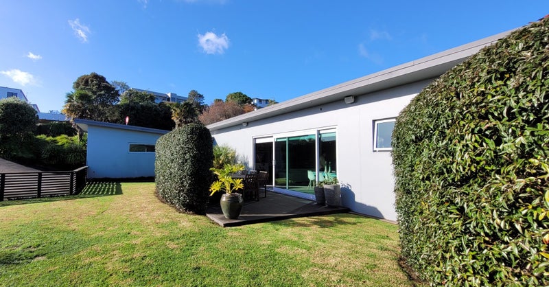 28 Veale Road, Frankleigh Park, New Plymouth - Carousel 2