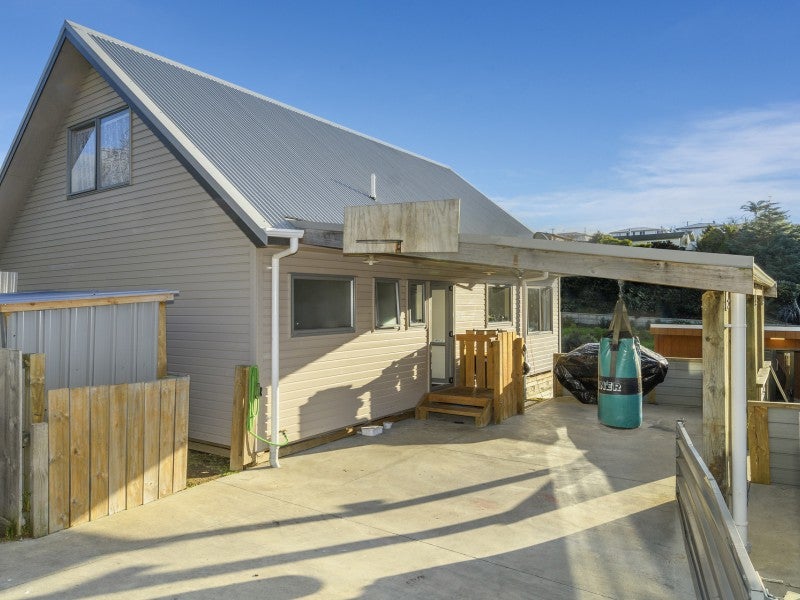 14 Creek Court, Gate Pa, Tauranga - Carousel 1