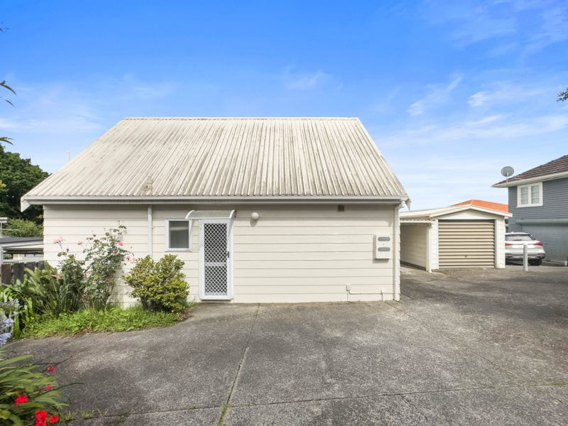 2/14 Chalmers Street, Avondale, Auckland - Carousel 2