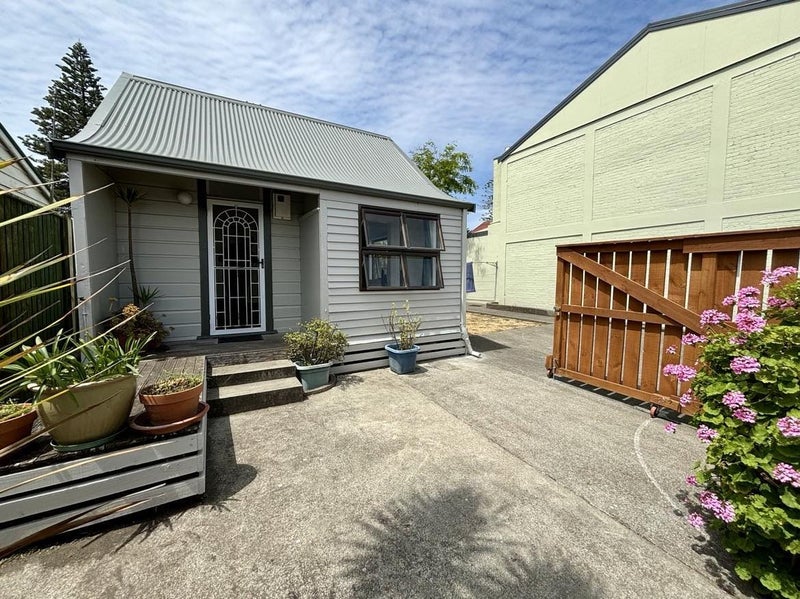 482 Hastings Street, Napier South, Napier - Carousel 1