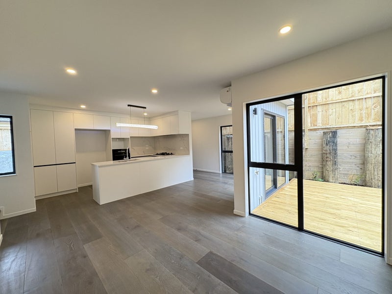 1594C Dominion Road Extension, Mount Roskill, Auckland - Carousel 2