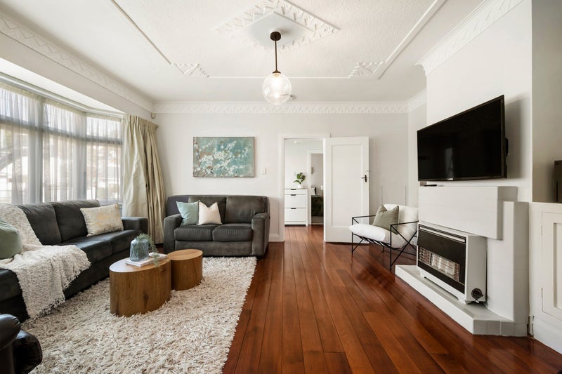 6 Bentinck Avenue, Strathmore Park, Wellington - Carousel 2