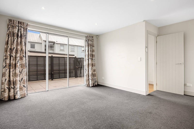 3/966 Colombo Street, St Albans, Christchurch - Carousel 2