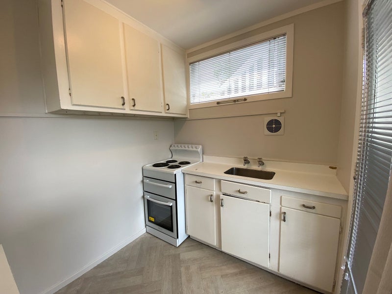 1/38 Kempthorne Crescent, Mission Bay, Auckland - Carousel 1