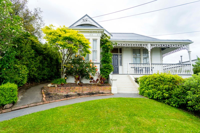 11 Mataora Road, Kenmure, Dunedin - Carousel 1