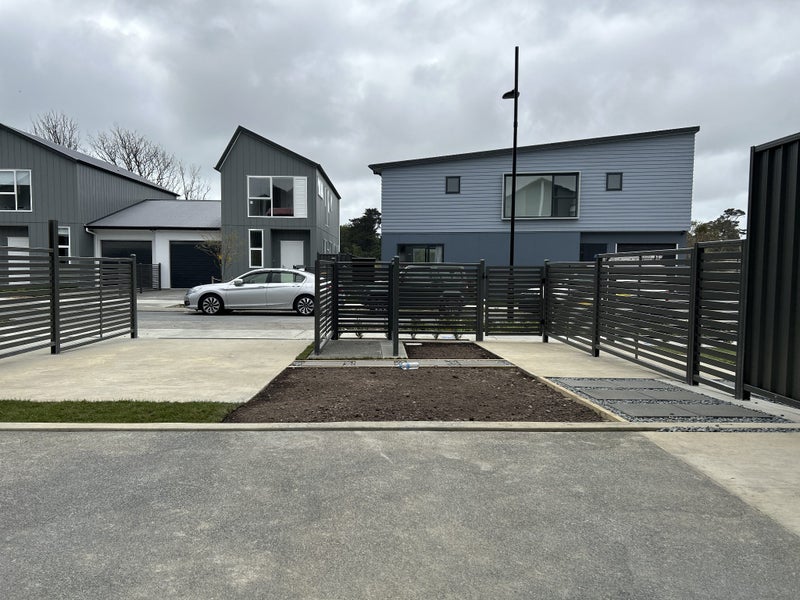 15 Koreke Close, Kenepuru, Porirua - Carousel 2