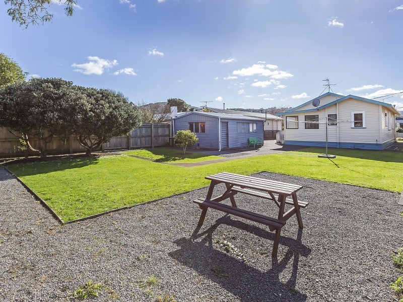 12 North Street, Petone, Lower Hutt - Carousel 2