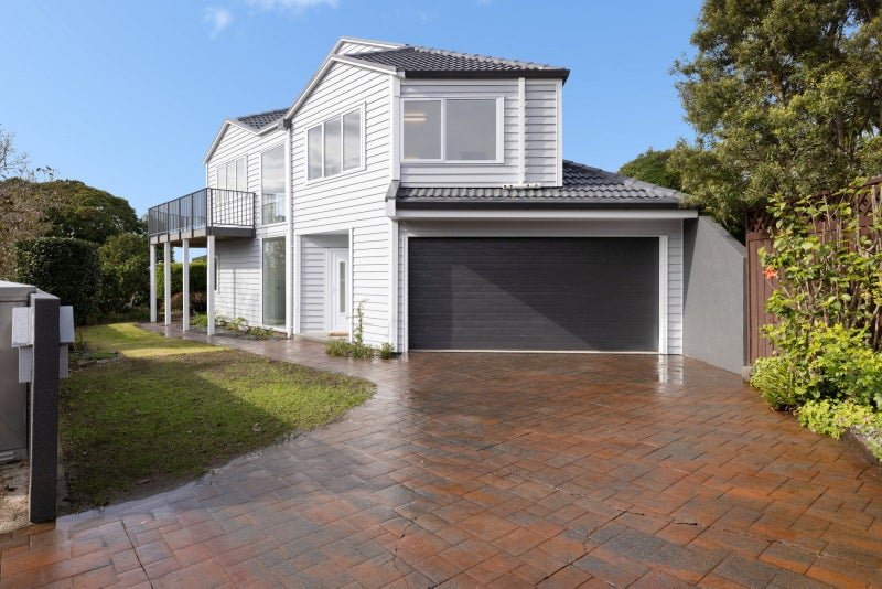 8A Dysart Road, Otumoetai, Tauranga - Carousel 21