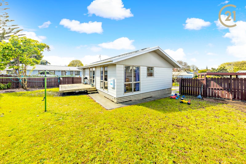 1/16 Nearco Street, Randwick Park, Auckland - Carousel 9