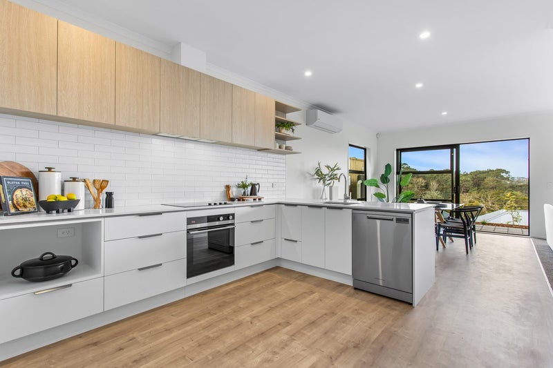 17 William Calvert Drive, Swanson, Auckland - Carousel 2